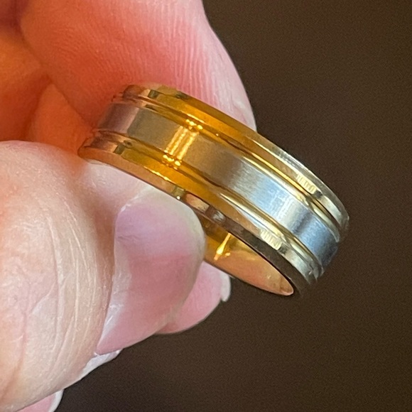 Elegant Gold and Silver titanium steel Band Ring - Picture 8 of 10
